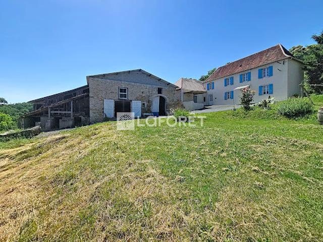 Maison vente à Oloron-Sainte-Marie, Sauveterre-de-béarn