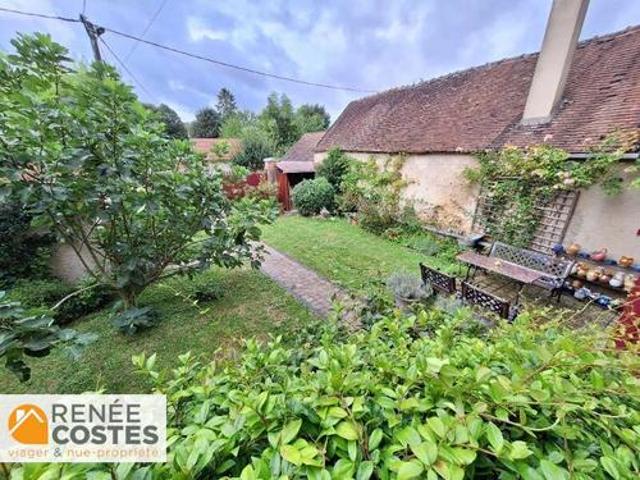 Maison vente à Sens, Voisines