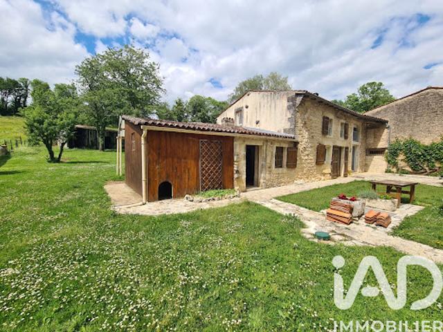 Maison vente à Saint-Jean-d'Angély, Fenioux