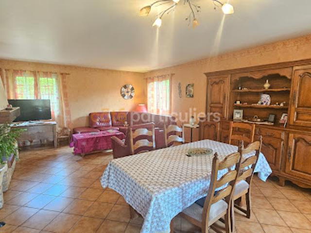 Maison vente à Sens, Paron