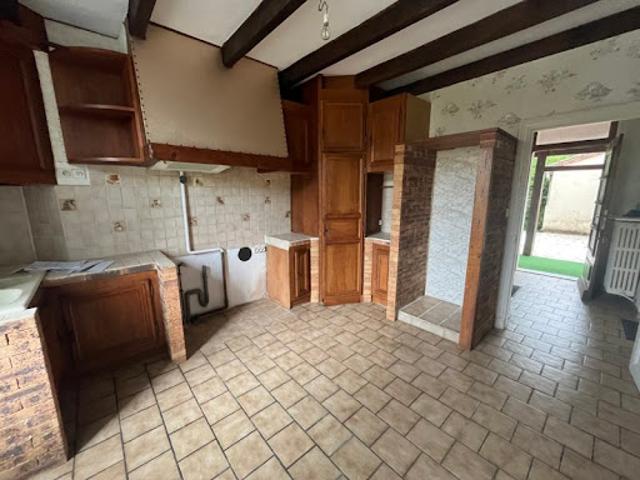 Maison vente à Confolens, Coulonges