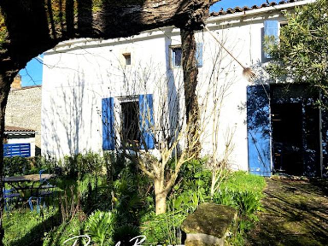 Maison vente à Jonzac, Saint-dizant-du-gua