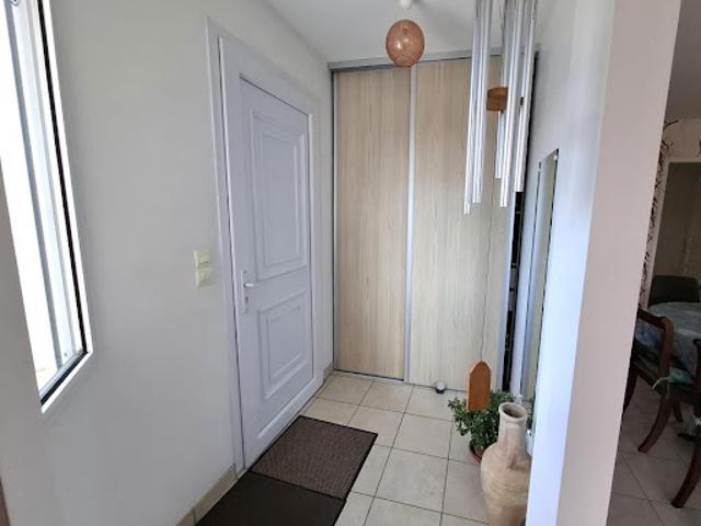 Maison vente à Saintes, Médis