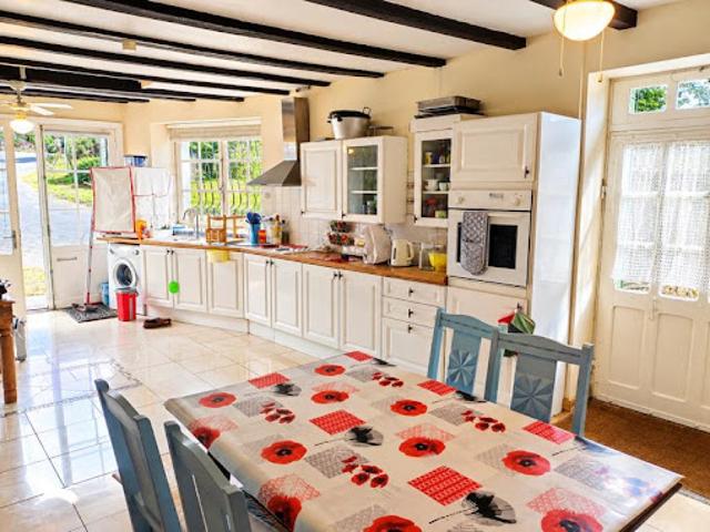 Maison vente à La Rousselière, Clavé