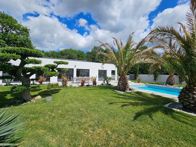 Maison vente à Saintes, Médis