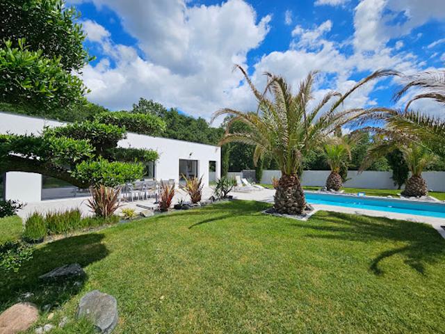 Maison vente à Saintes, Médis