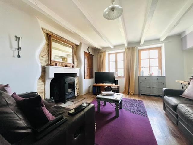 Maison vente à Nanteuil-en-Vallée