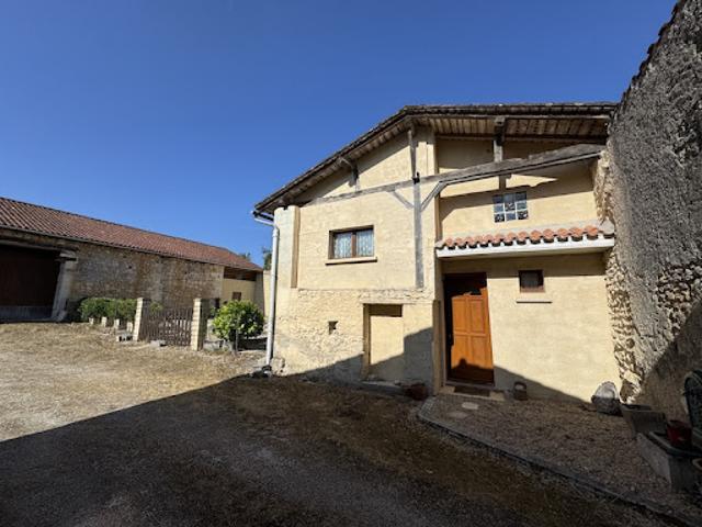Maison vente à Angoulême, Saint-romain