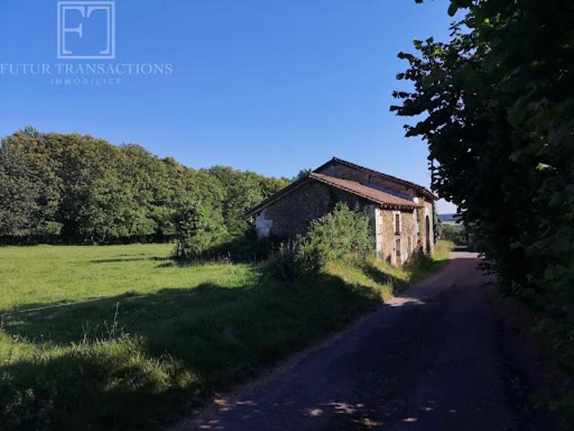 Maison vente à Nontron, Sainte-croix-de-mareuil