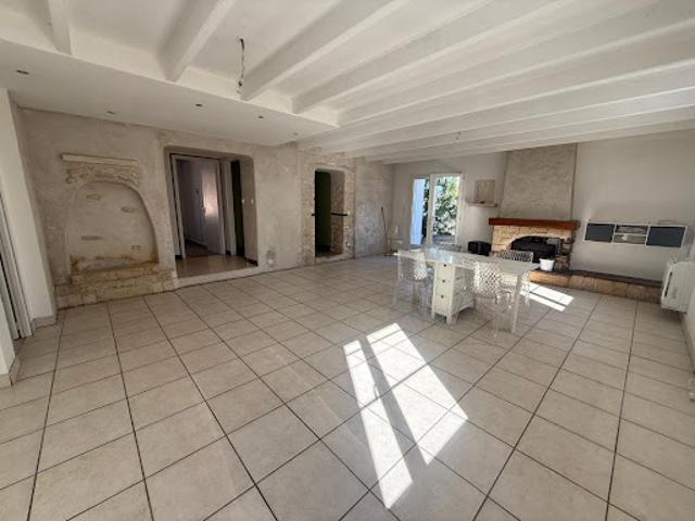 Maison vente à Saintes, Cozes