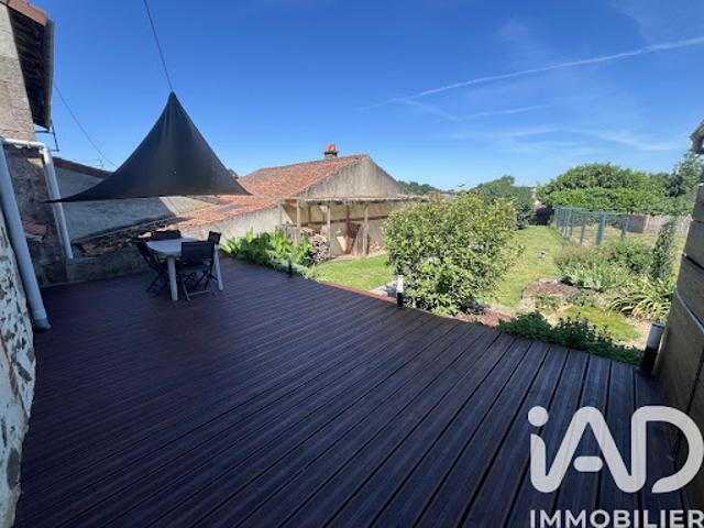 Maison vente à Fontenay-le-Comte, La Flocellière