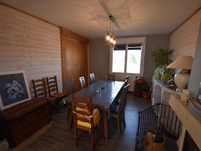 Maison vente à La Rochefoucauld, La Rochefoucauld-en-Angoumois