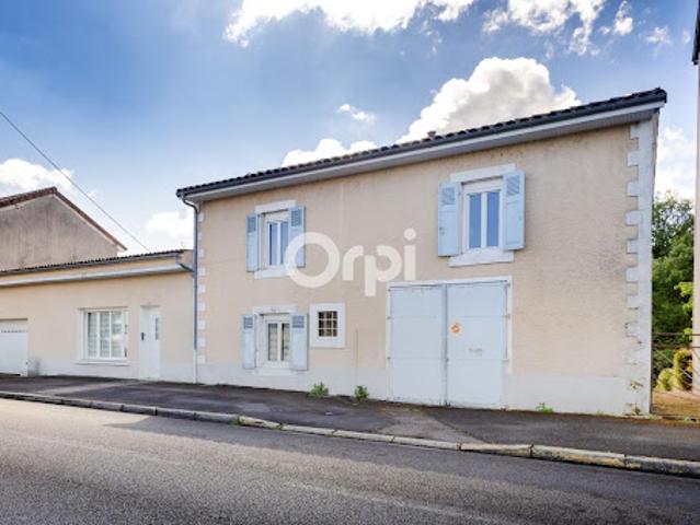 Maison vente à Rochechouart, Saillat-sur-vienne