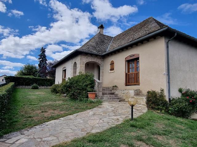 Maison vente à Villefranche-de-Rouergue, La Salvetat-peyralès