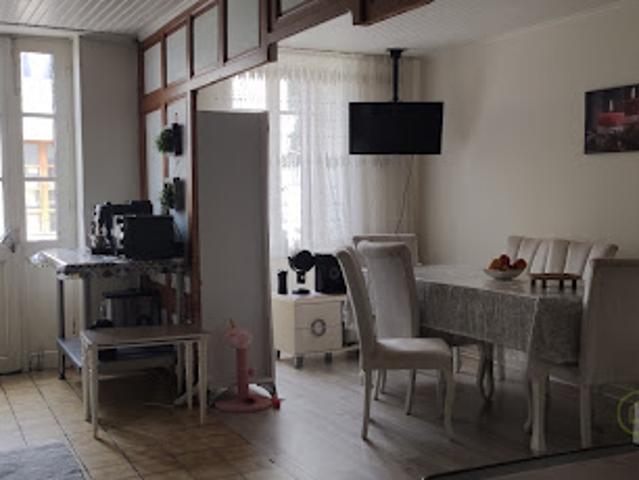 Maison vente à Jonzac, Saint-bonnet-sur-gironde