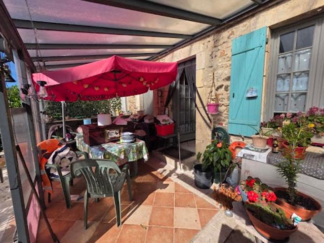 Maison vente à Les Sablières, Saint-Denis-de-Jouhet