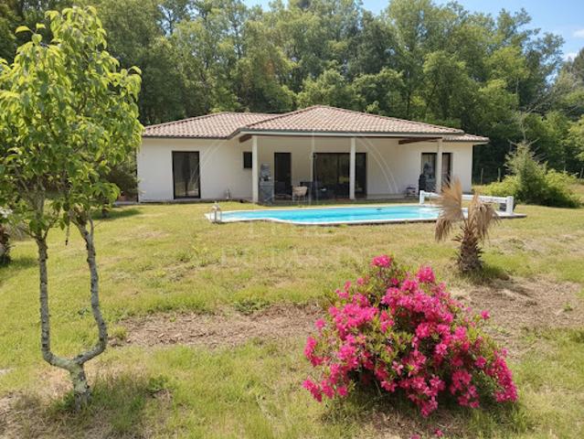 Maison vente à Arcachon, Salles