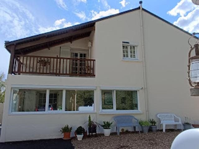 Maison vente à Chinon, Cinais