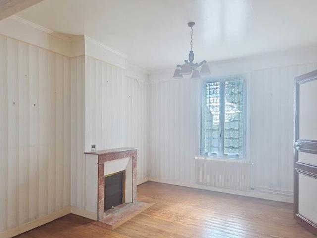 Maison vente à Parc d'activités de Villoiseau, Brou