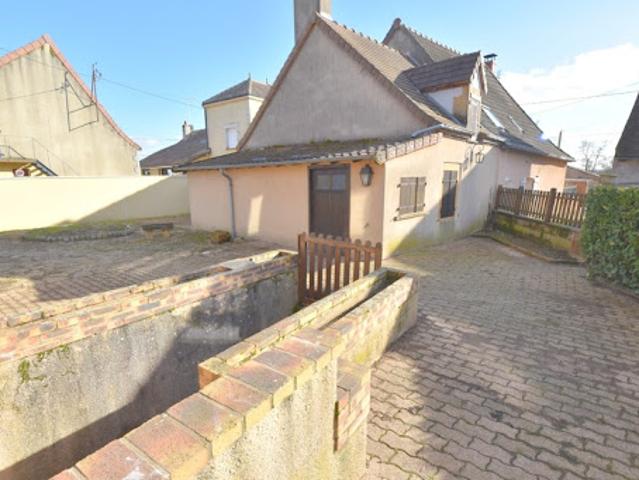 Maison vente à Charolles, La Motte-saint-jean