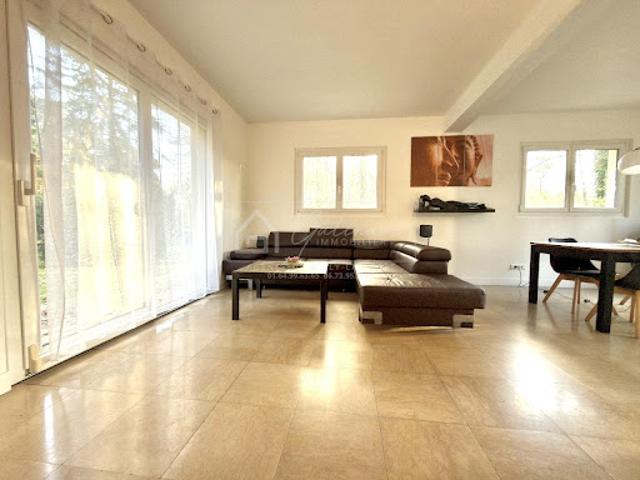 Maison vente à Fontainebleau, Nanteau-sur-essonne