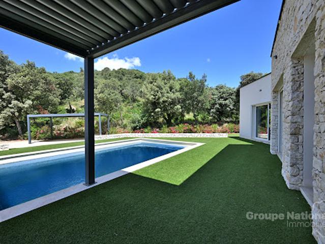 Maison vente à Nîmes, Cabrières