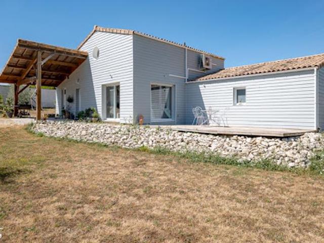 Maison vente à Saint-Jean-d'Angély, Ternant