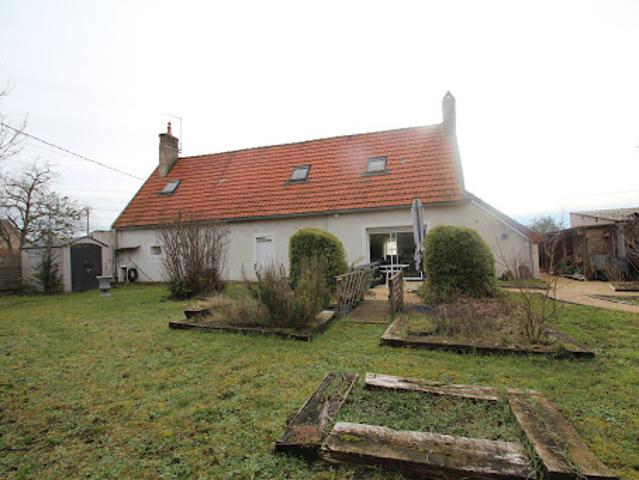 Maison vente à Château-Chinon (Ville), Charrin