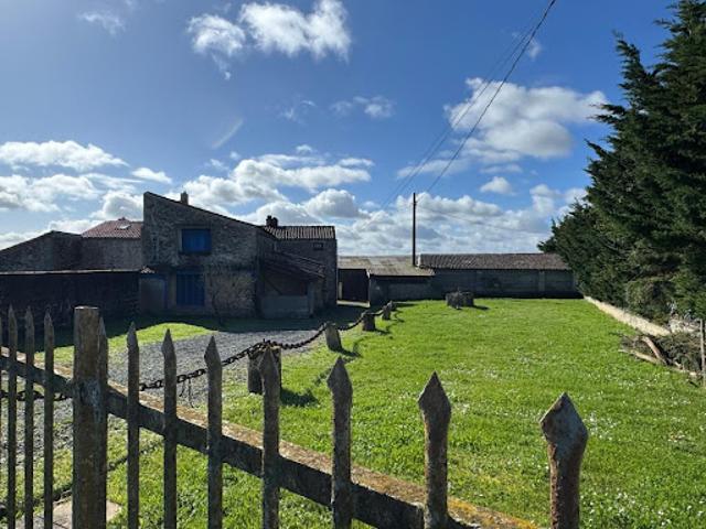 Maison vente à Saint-Jean-d'Angély, Saint-savinien