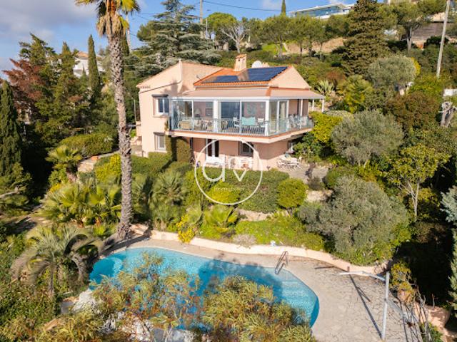 Maison vente à Arrondissement de Toulon, Carqueiranne