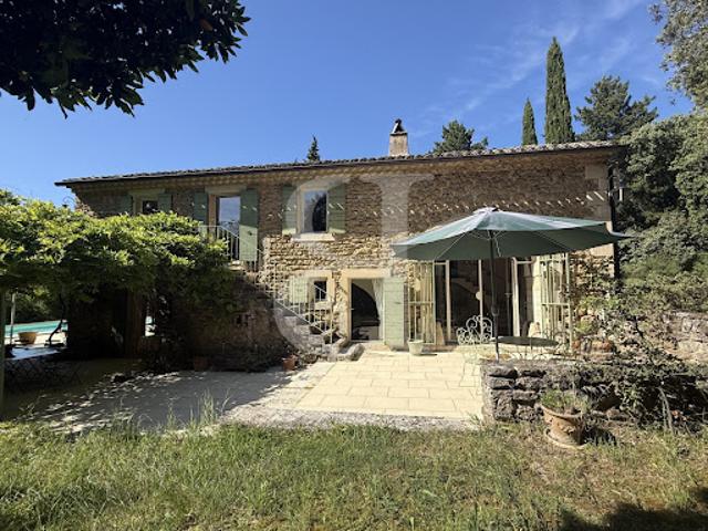 Maison vente à Carpentras, Grillon