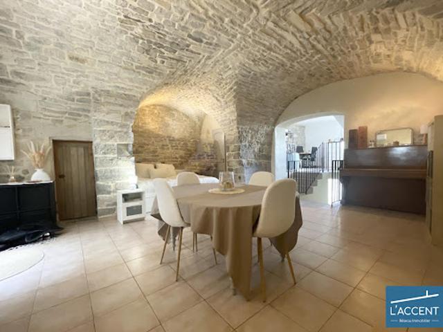 Maison vente à Nîmes, Clarensac