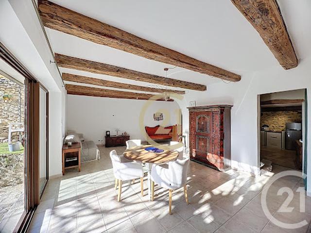 Maison vente à Nîmes, Lussan