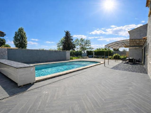 Maison vente à Nîmes, Beaucaire
