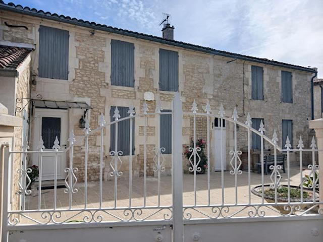 Maison vente à Saintes, Jazennes