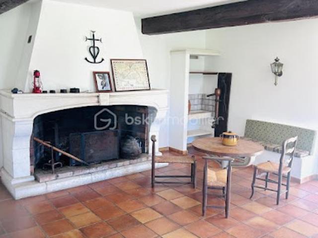 Maison vente à La Cavalerie, Arles