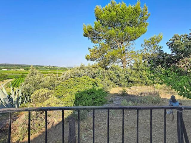 Maison vente à Nîmes, Vers-pont-du-gard