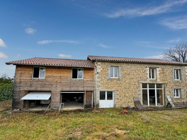 Maison vente à Nontron, Brantôme