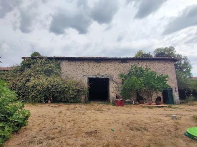 Maison vente à Rochechouart, Nouvelle-Aquitaine