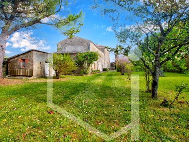 Maison vente à Saint-Jean-d'Angély, Vergné