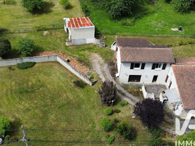 Maison vente à Nontron, Javerlhac-et-la-chapelle-saint-robert