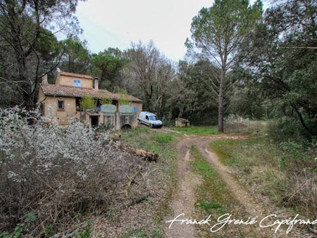 Maison vente à Arrondissement de Toulon, Signes