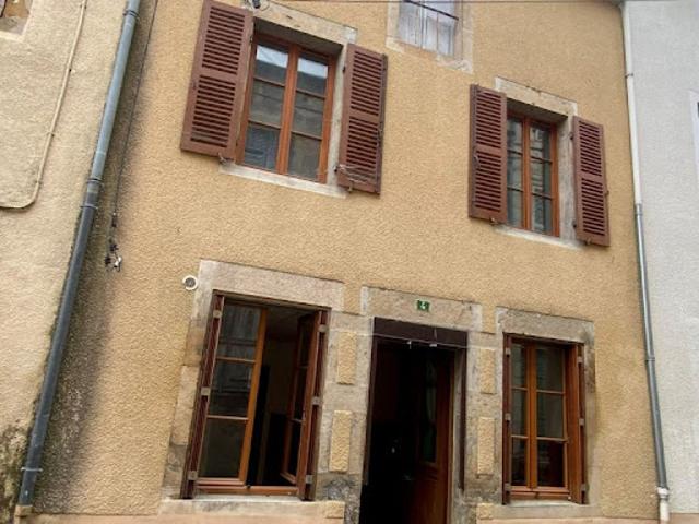 Maison vente à Nevers, Saint-saulge