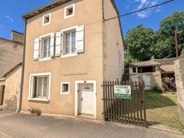 Maison vente à Confolens, Nanteuil-en-vallée