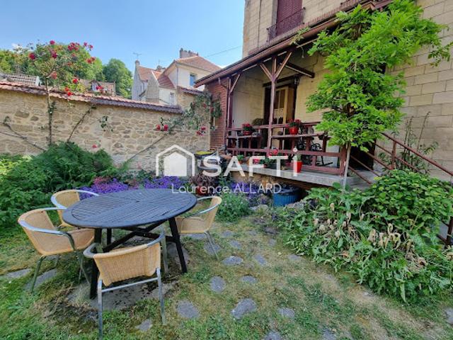Maison vente à Pontoise, Mériel