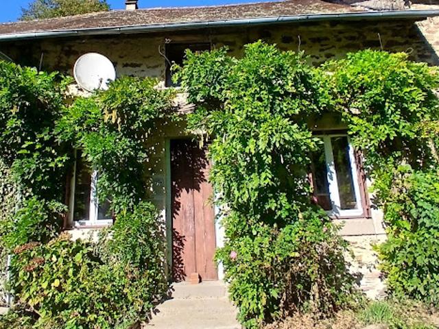 Maison vente à Nontron, Mialet