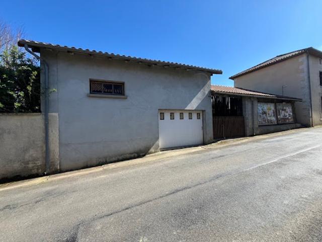 Maison vente à Confolens, Chassenon