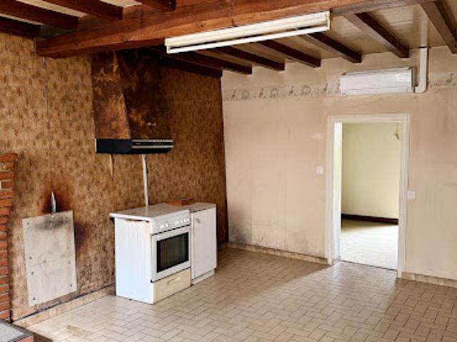 Maison vente à Chatâin Besson, Écuras