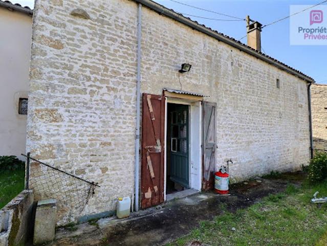 Maison vente à Saint-Jean-d'Angély, La Villedieu