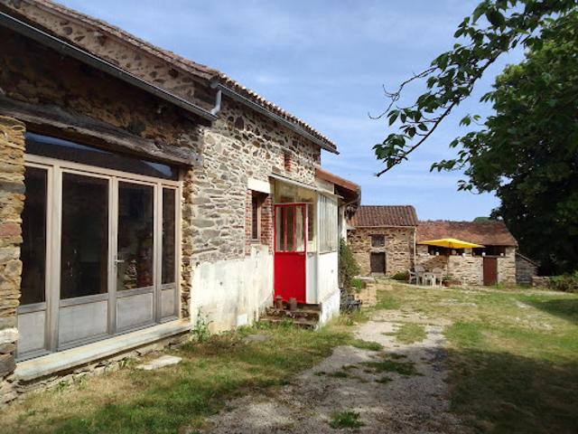 Maison vente à Nontron, Thiviers